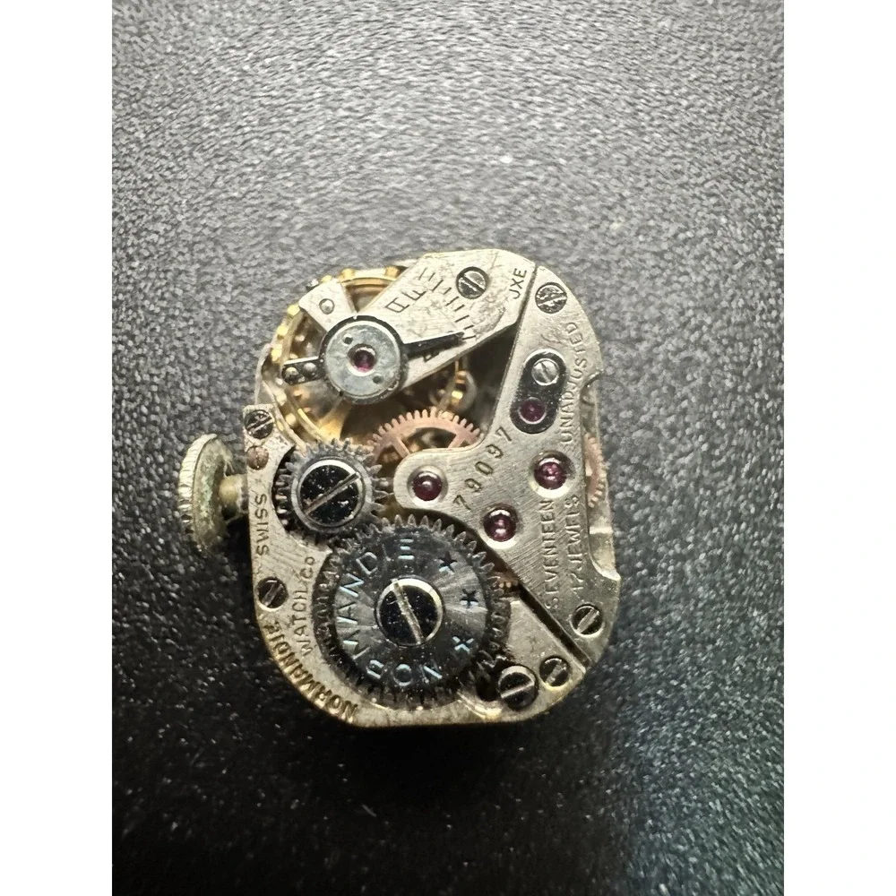 Hamilton Illinois Vintage Watch Movement 17 Jewels‎ Normandie Swiss Untested